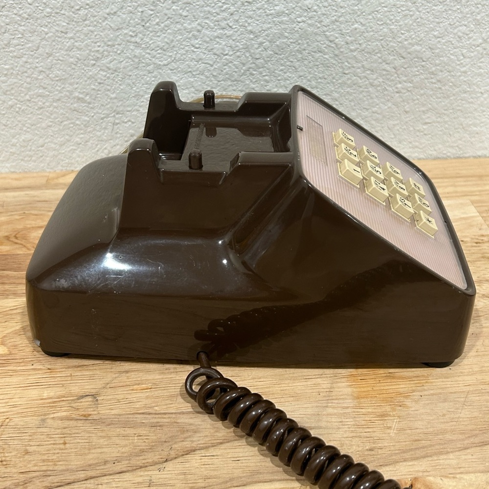 Vintage GTE Automatic Electric Push-Button Desk Telephone Phone w/ Handset Brown - Picture 6 of 13